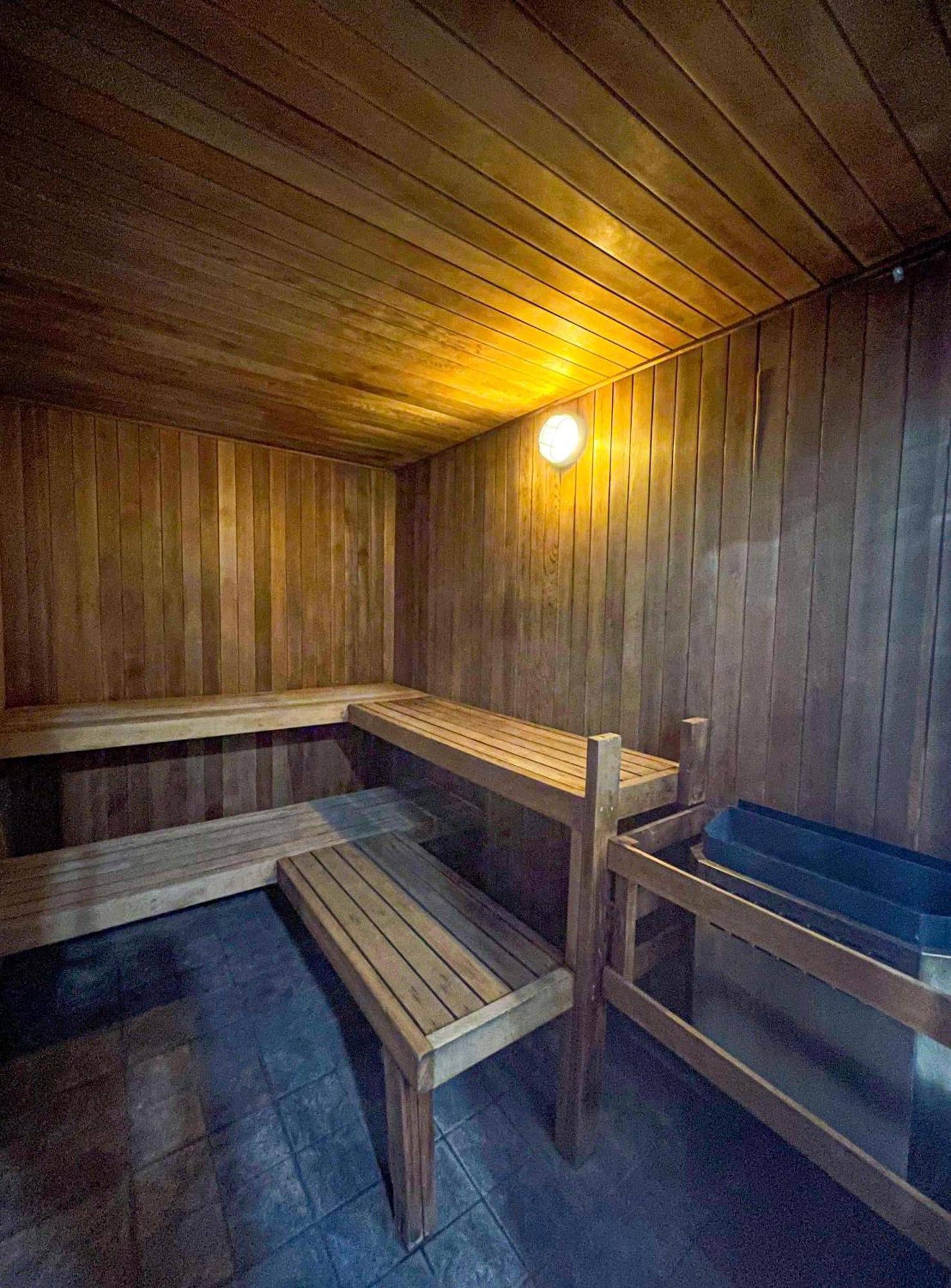 Alpenglow Lodge Bear Wonder One Bedroom By Mva 휘슬러 외부 사진